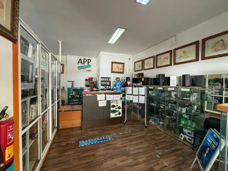 Tienda Informática Teatinos